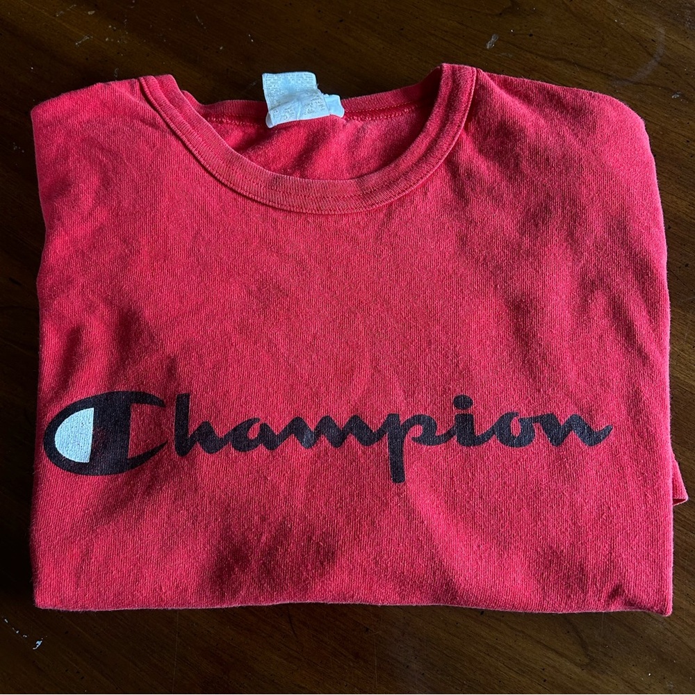 Champion t shirt